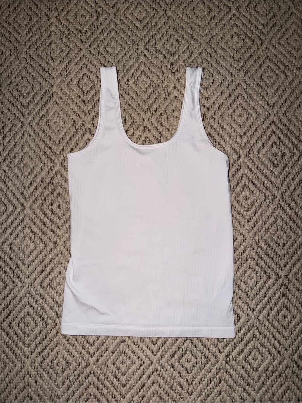 Athleta White Ribbed Scoop Tank